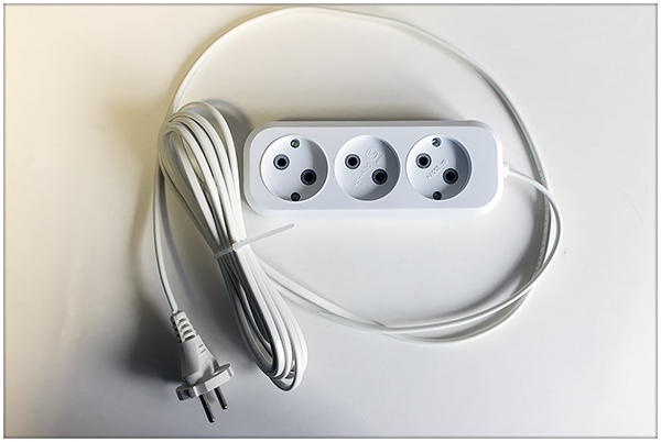 Удлинитель, 3 розетки без заземления, длина 3м У6-430
