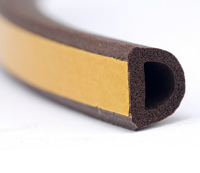 Уплотнитель D-профиль коричневый, резиновый самоклеящийся 6м*9мм*7мм