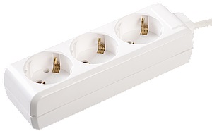 Удлинитель "У03" 3 места с заземляющим контактом, длина 5 метров, 16А/250В "ИЭК"