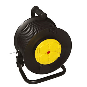 Удлинитель 4 гнезда, 50м с заземляющим контактом, кабельная катушка на алюминиевой стойке, автоматическое отключение, защитные штоки и крышки IP44 (ПВС 3*1,5) У16-010 "МРК"