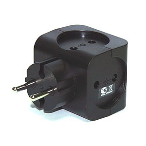 Тройник 4 гнезда без заземления 16А 230В черный "Эра"